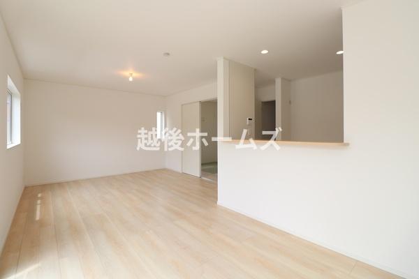１号棟　加茂市新栄町　第１　クレイドルガーデン