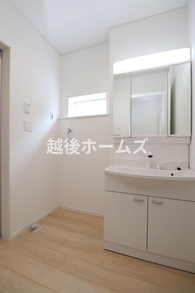 １号棟　加茂市新栄町　第１　クレイドルガーデン