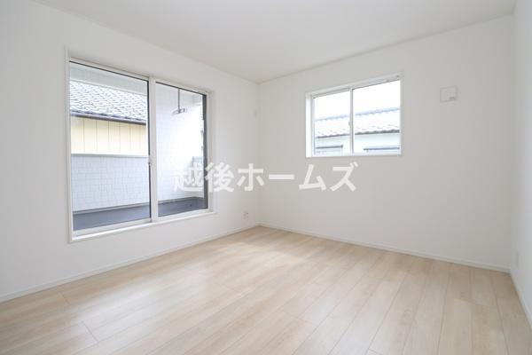 ２号棟　加茂市新栄町　第１　クレイドルガーデン