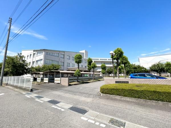 新潟市南区上八枚の中古一戸建て(新潟市立臼井小学校)