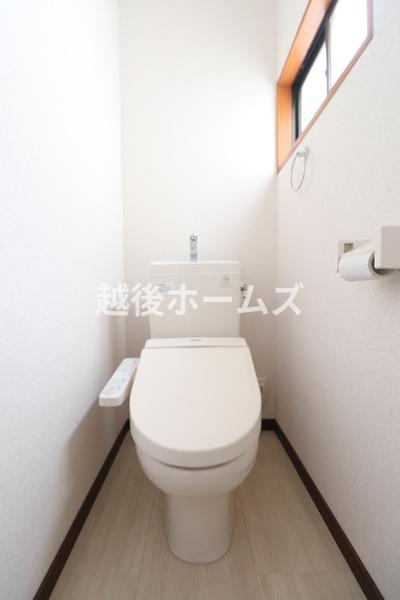 新潟市西蒲区曽根の中古一戸建て