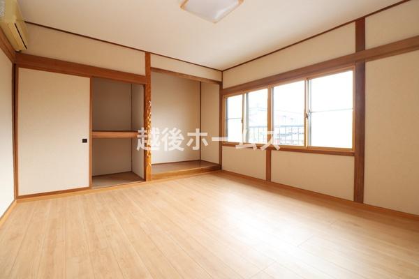 新潟市西蒲区曽根の中古一戸建て