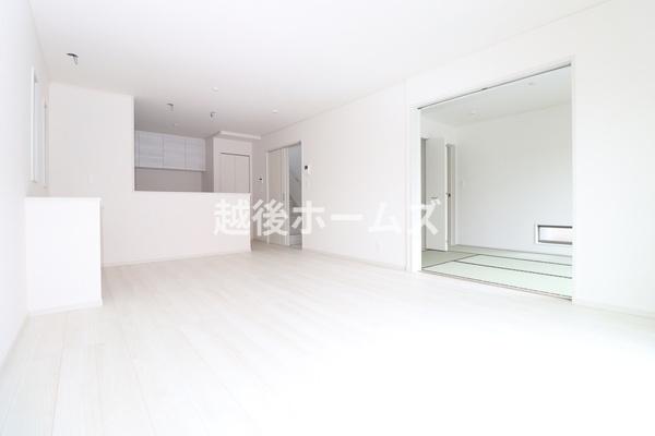 １号棟　燕市杉柳　いろどりアイタウン