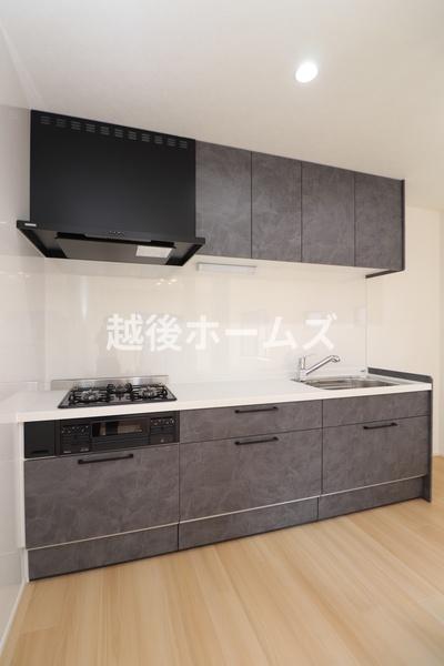 三条市中新の中古一戸建て