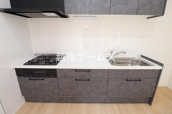 三条市中新の中古一戸建て