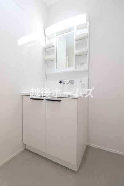 三条市中新の中古一戸建て