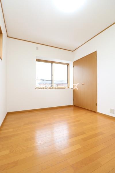 三条市中新の中古一戸建て