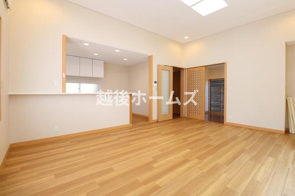 新潟市中央区関屋本村町２丁目の中古一戸建て