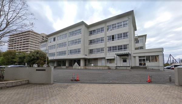 駅南ハイツ(新潟市立宮浦中学校)