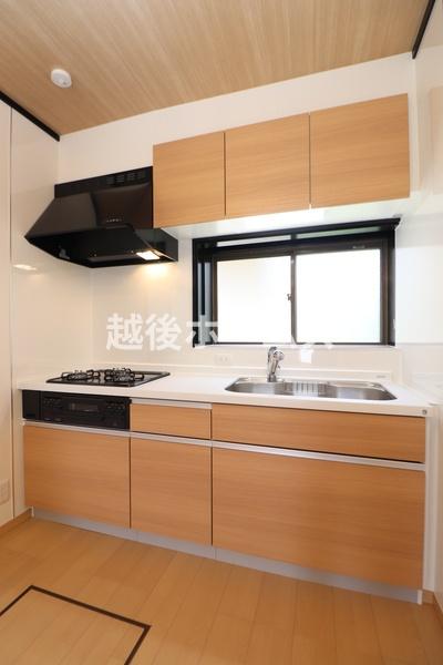 新潟市西区上新栄町２丁目の中古一戸建て