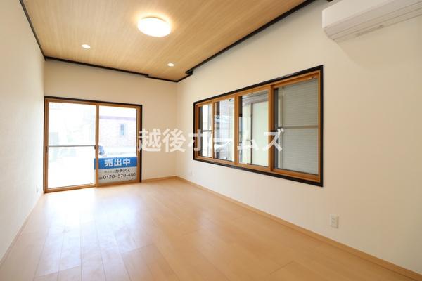 新潟市西区上新栄町２丁目の中古一戸建て