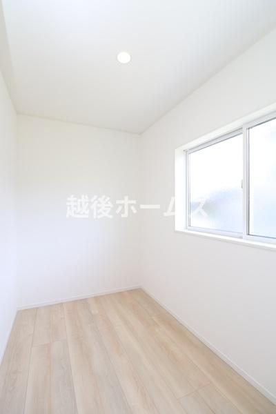 １号棟　西区鳥原新田　第１　クレイドルガーデン