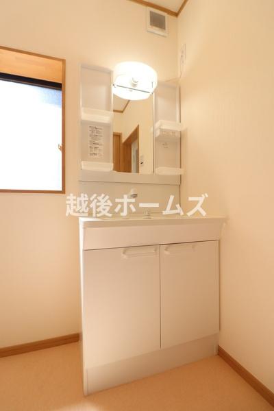 村上市大津の中古一戸建て