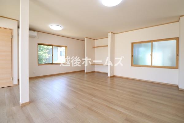 村上市大津の中古一戸建て