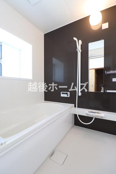 胎内市本郷町の中古一戸建て