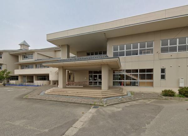 村上市坂町の中古一戸建て(村上市立保内小学校)
