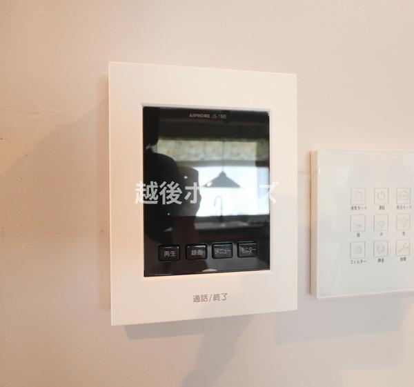 新潟市西区五十嵐２の町の中古一戸建て