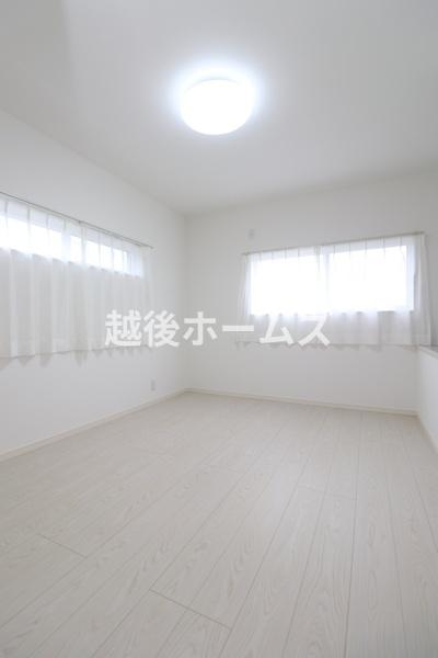 新発田市舟入町１丁目の中古一戸建て