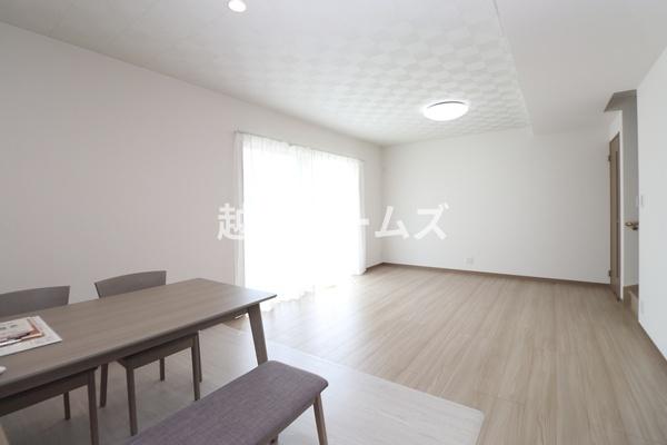 新築戸建　燕市井土巻