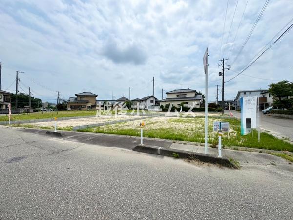 ２号棟　新発田市諏訪町３丁目　いろどりアイタウン