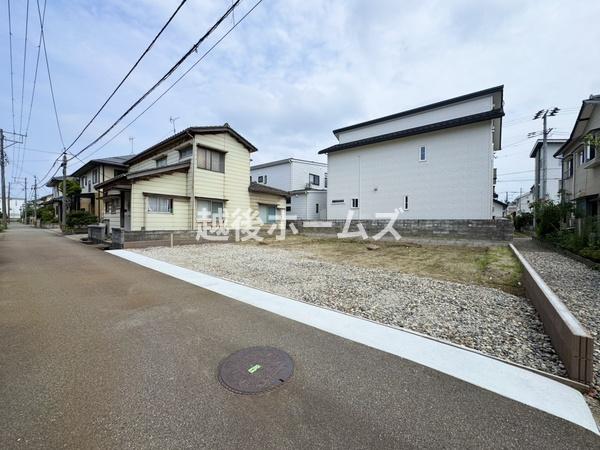新築戸建　西区小針５丁目　第６　リーブルガーデン