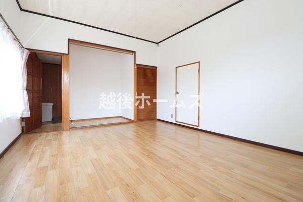 新潟市西蒲区曽根の中古一戸建て