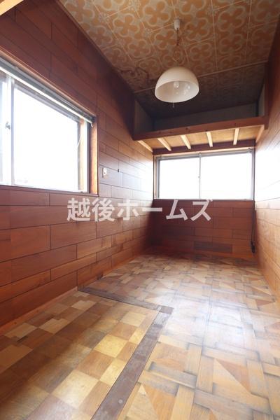 新潟市西蒲区曽根の中古一戸建て