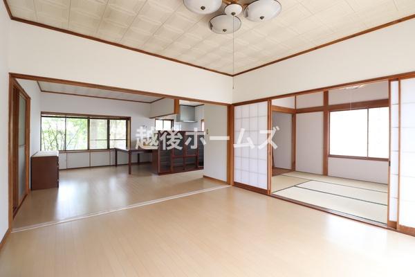 新潟市南区山崎興野の中古一戸建て