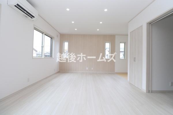 新潟市東区新石山５丁目の中古一戸建て