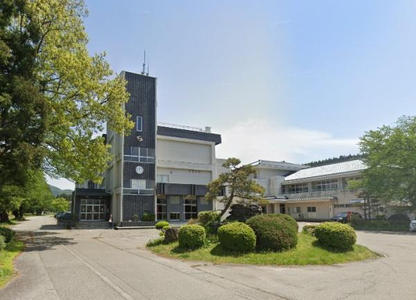 岩船郡関川村大字滝原の中古一戸建て(関川村立関川中学校)