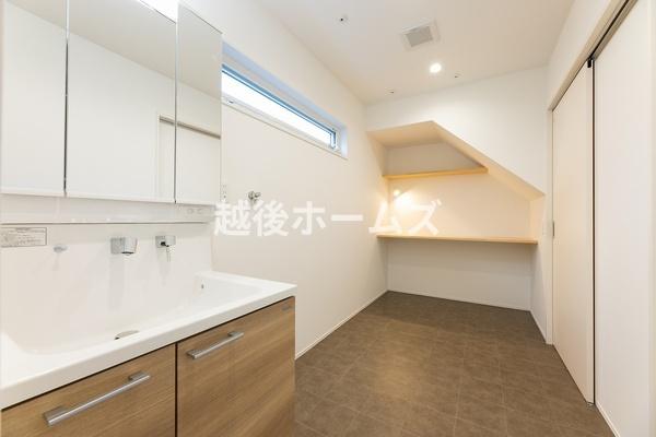 新潟市東区南紫竹２丁目の中古一戸建て