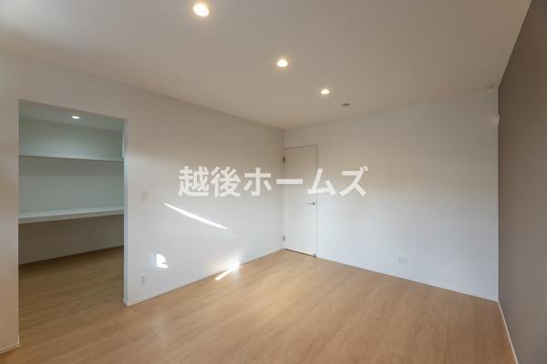 新潟市東区南紫竹２丁目の中古一戸建て