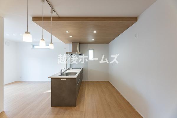 新潟市東区南紫竹２丁目の中古一戸建て