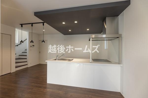新潟市東区南紫竹２丁目の中古一戸建て