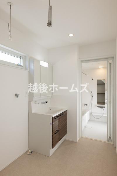 新潟市東区南紫竹２丁目の中古一戸建て