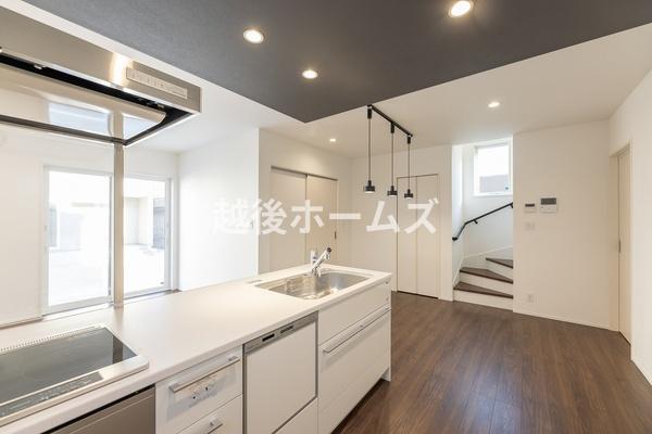 新潟市東区南紫竹２丁目の中古一戸建て