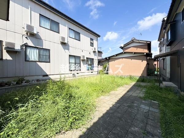 三条市西四日町３丁目の中古一戸建て