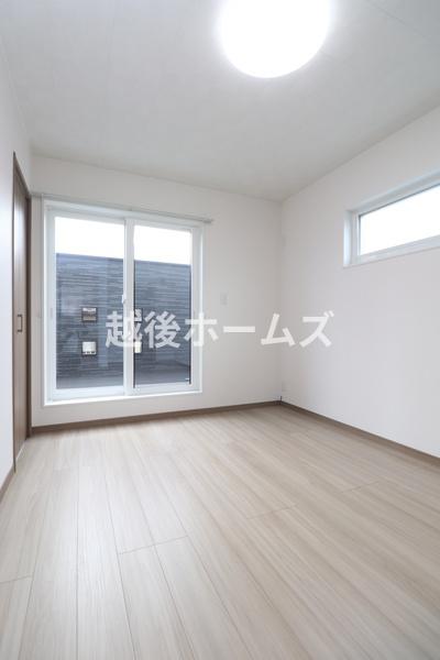 新築戸建　中央区女池６丁目