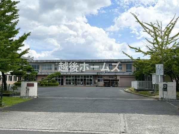 １号棟　五泉市赤海１丁目　第１　リーブルガーデン(五泉市立五泉東小学校)
