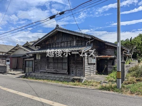 建築条件なし　古屋付売地　胎内市桃崎浜