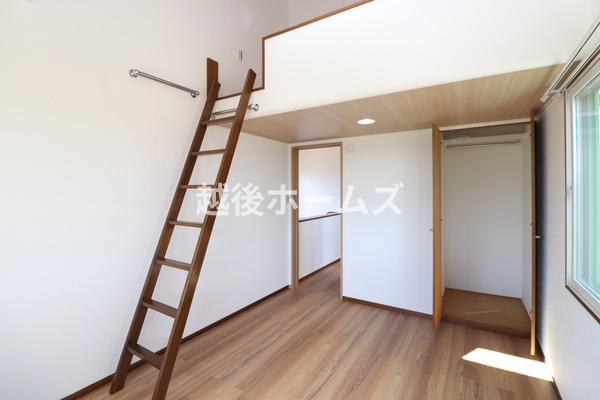 新潟市江南区城山４丁目の中古一戸建て