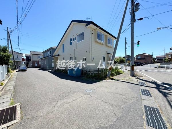 新潟市南区新山崎町３丁目の中古一戸建て