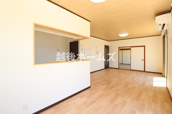 新潟市南区新山崎町３丁目の中古一戸建て