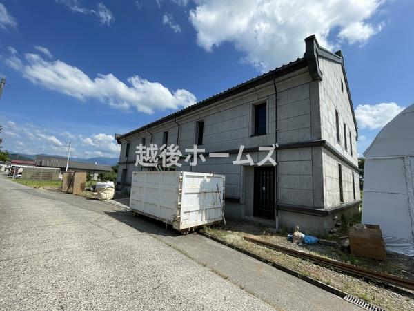 売倉庫　新発田市上小松