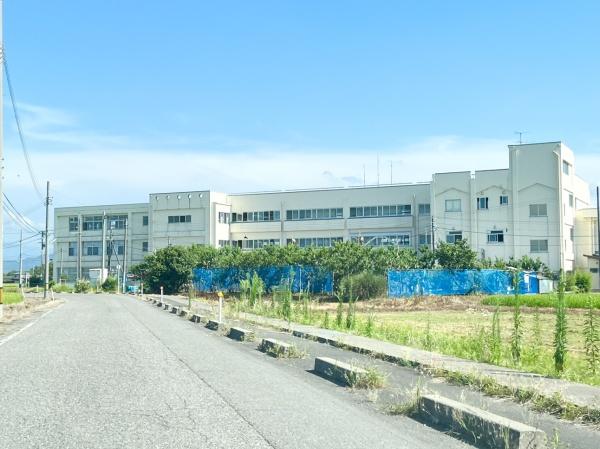 新発田市上中沢の中古一戸建て(新発田市立佐々木中学校)