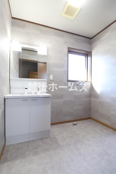 新潟市中央区美の里の中古一戸建て