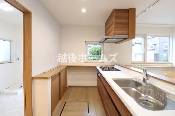 新潟市西区松海が丘１丁目の中古一戸建て