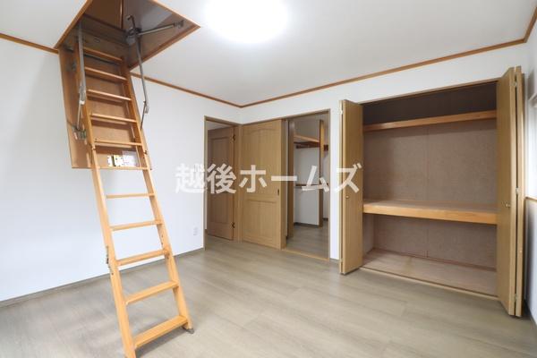 新潟市西区松海が丘１丁目の中古一戸建て