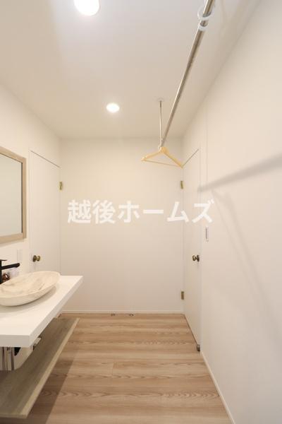 新潟市江南区五月町１丁目の中古一戸建て