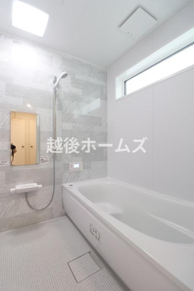 新潟市江南区五月町１丁目の中古一戸建て